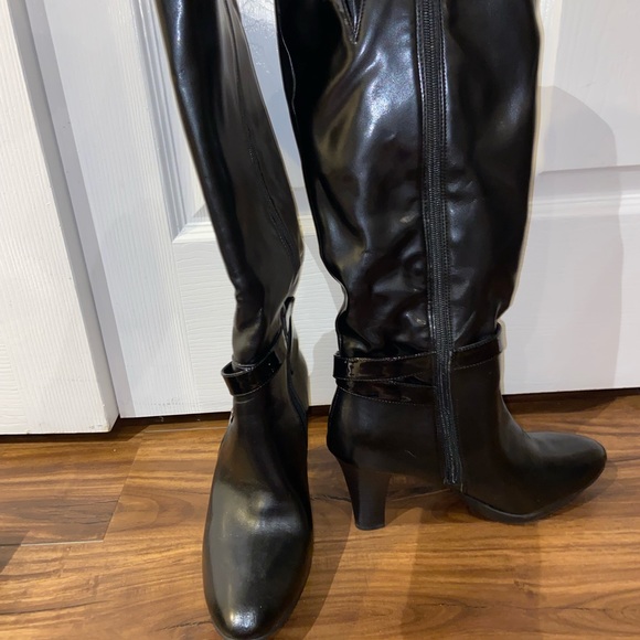 Anne Klein Tall Black Boots - Picture 2 of 7